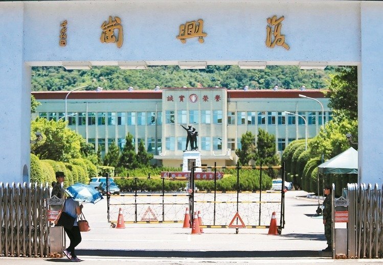 ���W�C�����s�����O�鸡�����L�J�R���p�E�L���䡲