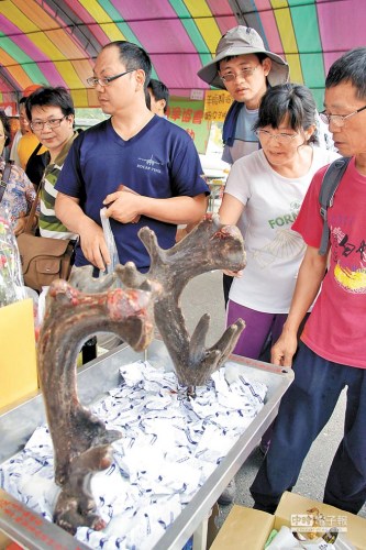 �J�Y���ɻ~�z�˧������N�p�f�a�����W�����U�ͺ�