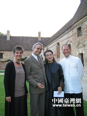 �������[��i�r�ߪk�ȡ���CAPAZZA�ҥ] ����ä���W�I���