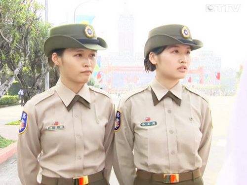 ���C�Z�M�L���^���z�ʩf���K�L�A�塲���ʐ�