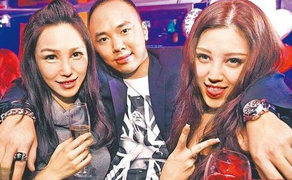 �������U�ʷR�[�E�{����j���̤��P�q���p��