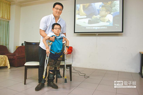 180cm�J��100cm�Lħ�`�t���s�F�U���ʐ�