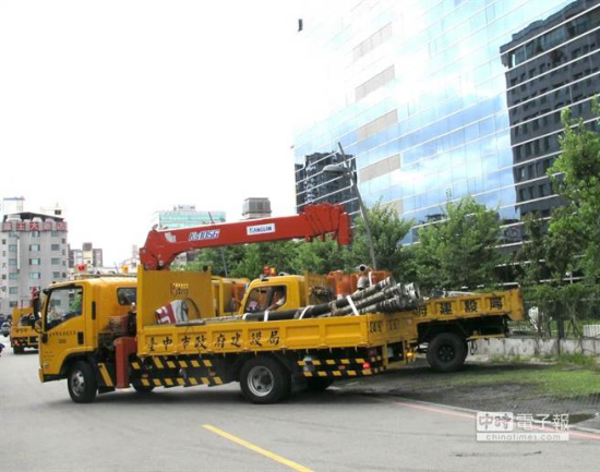 ħ�ʓ��夤�w�� �夤����v���yħ����[