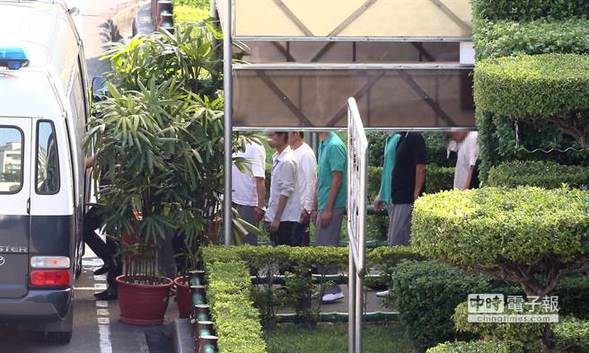 �哥�HŦ�t�֒����}�x ���\���Y�������