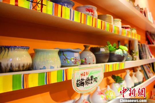 ���ϮȫҡL�������W����ø���c�˨��Y�s���̐��ʐ�