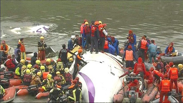  �����}��