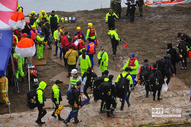 �d��6��ڤ�7���~�ġo�ɾא��R���j�_������C�ʐ�