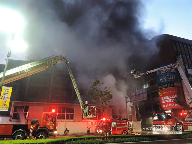 �s�������S帬�����u�S��W �W�[������ֵ