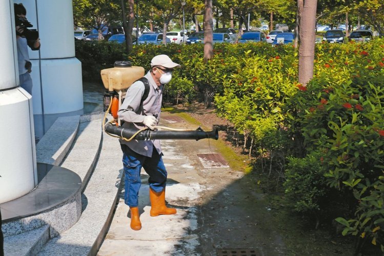 h˯fp}5000 h4585 h˯fp}5000 h4585