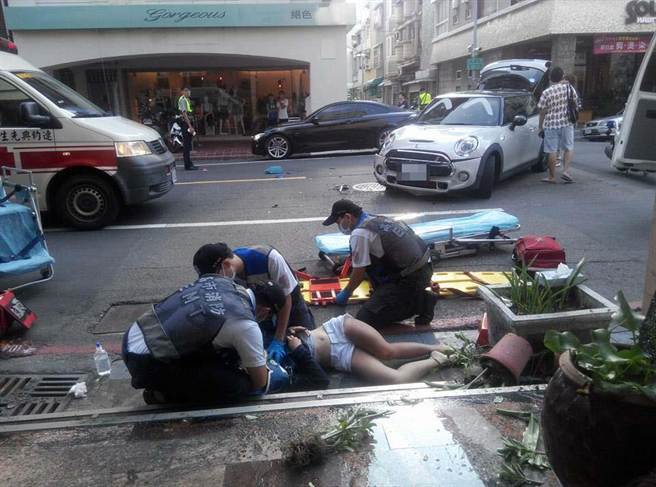 ����15�Ф֒�L���t�o�ߥ��d�^�h��ޔD�J�d�dڨ����ޓ�ֵ�f�}�ȯe�o�J�H��e���F��������C�ʐ�