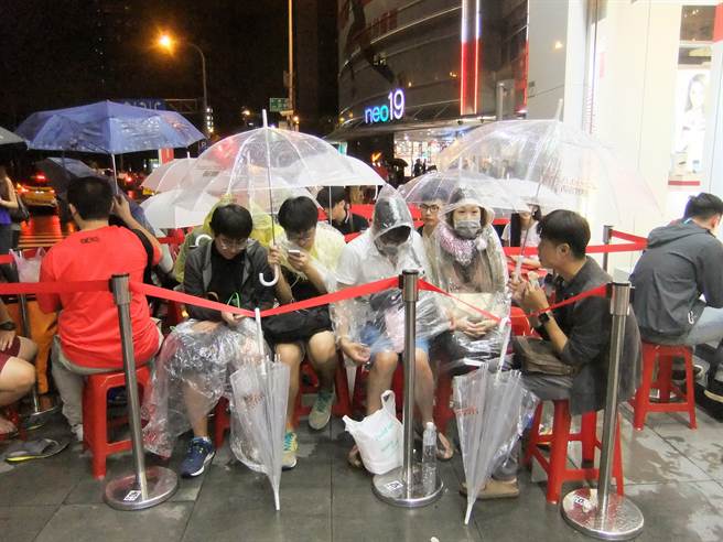 ���W�H�[iPhone 6s����u�S�}�� ���Y�_�B���s�Z