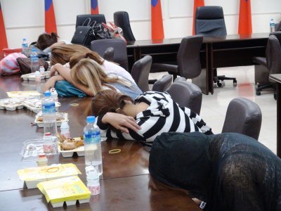 ���W�d�ޤ���ȷ���֔D�����أu�ˡL�@�r�顲���x