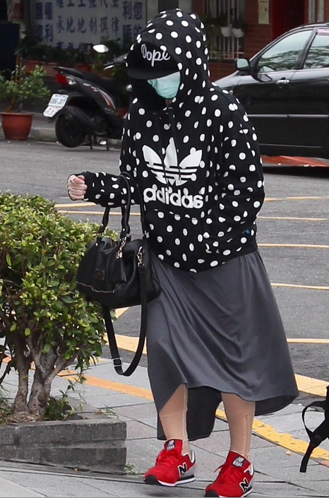 �l�z���k�m�@:�i�}�y�t�E�ڲ��@�o �u���p���C��