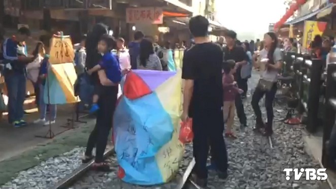 W_10 nWBIѿ~ެW W_10 nWBIѿ~ެW