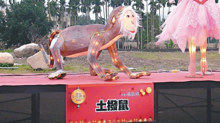 �h�����~ �ө�