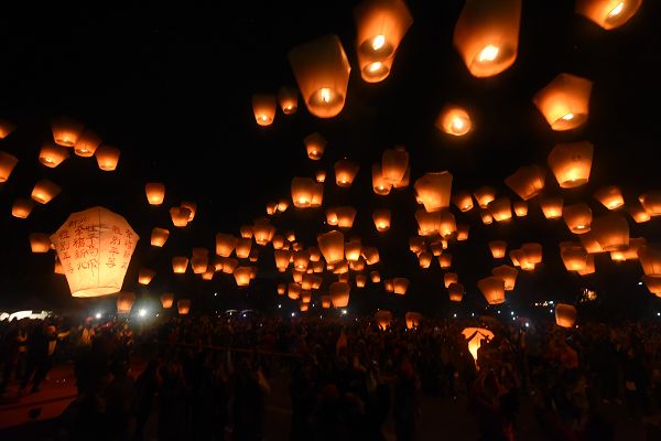 �s���I�磳�e��ѿ~ �O����y���������a�Kþ�e