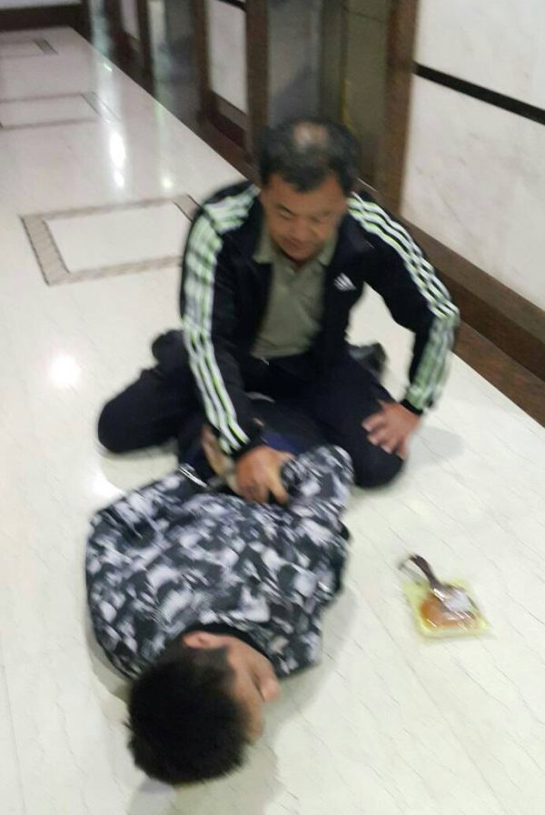 ��{�O�[�������� ���O���F�o�c�F