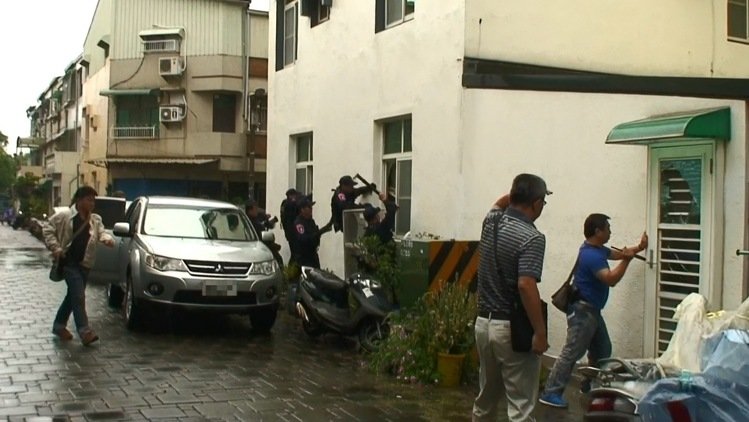 d}qáN JΥKhEN d}qáN JΥKhEN