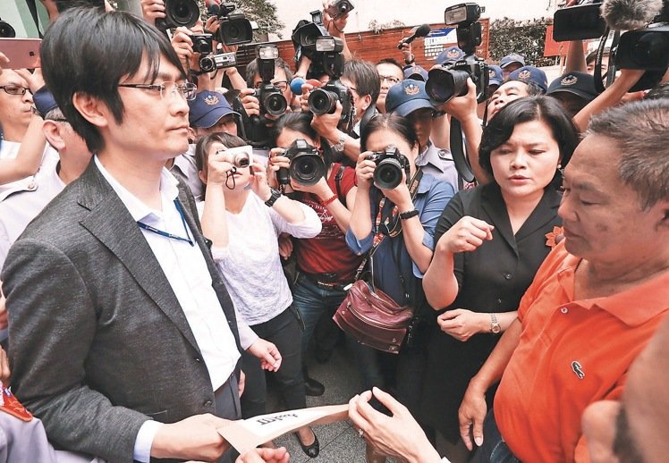 ���W�H���դ饻��y�ܷ|�ܬY ���A�������ꤴ���|