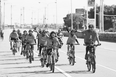 ���������@��