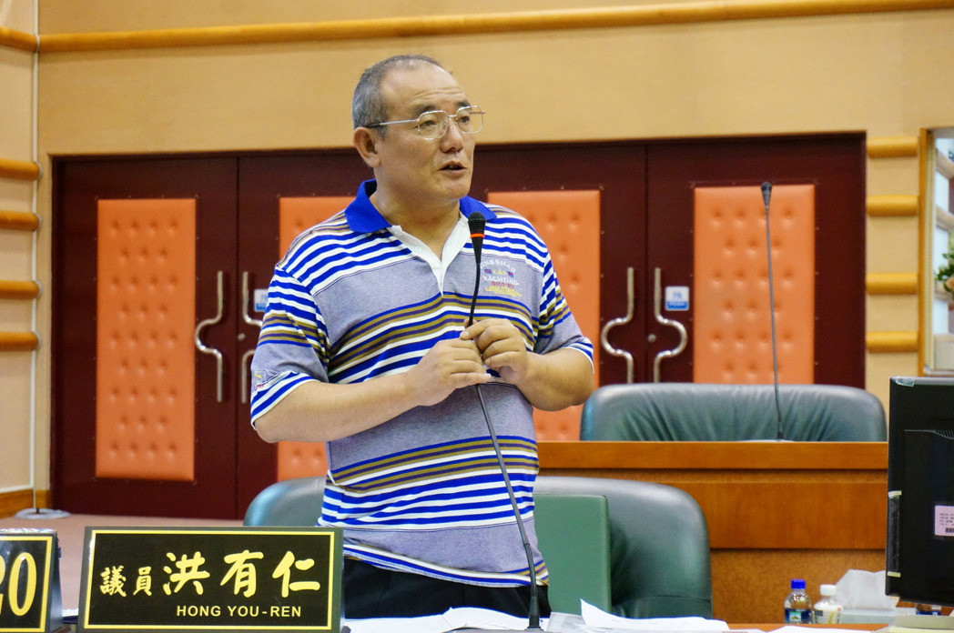 籓灣古義市某z涉開皊店h玠跑性 綝霹押禁見 籓灣古義市某z涉開皊店h玠跑性 綝霹押禁見