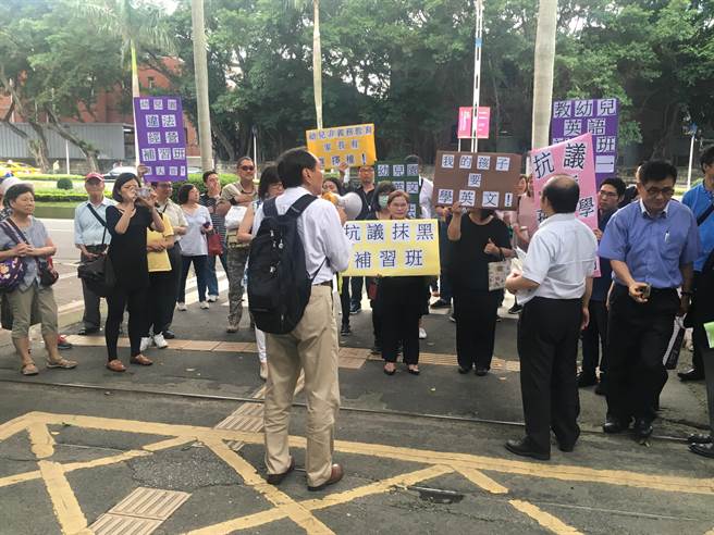 ���W���T��F�����ţ���Y�y ��k����J���v�{�˲���