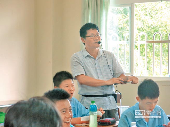 �������Ův33�зɸ����\�a �q�v���V�g�߫j�@�\��