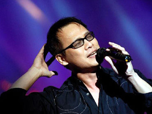 �`��{�ΔD�|�y�����