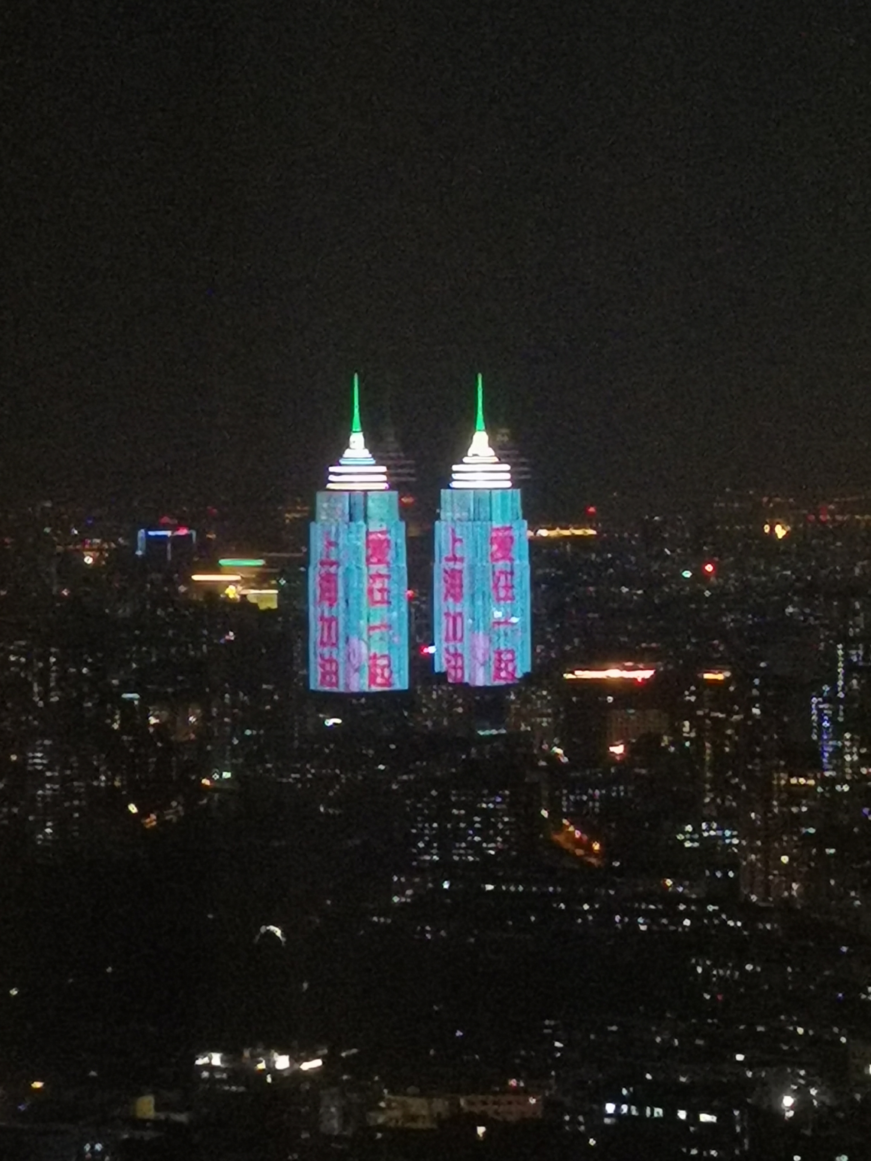 �j�ک���Y������K