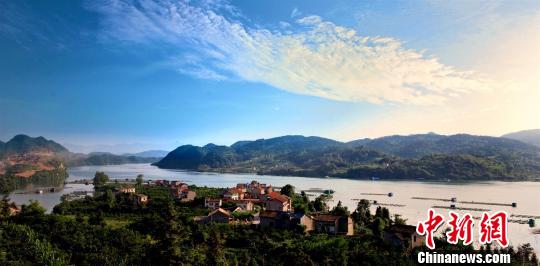 �������O�N�����M�o3���R�I�c�����ͺA���l�t�Q�[