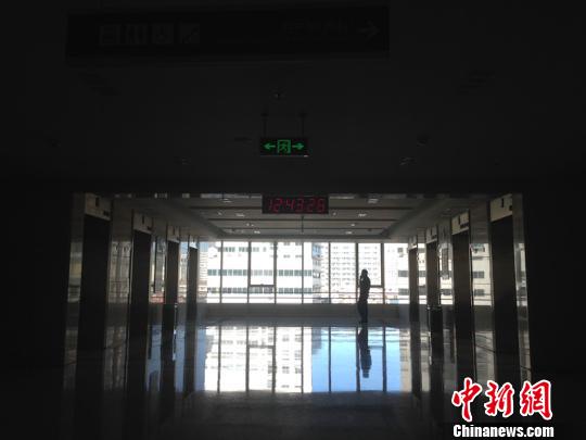 2��1������C򼬥�|�]�����Y���s�ĐޒÓ����g�I���n���q�����B���[�Y��^���@�~�k�ެ��s�E�ՒؤȒ����A�B���\���^�� �¥�U ��