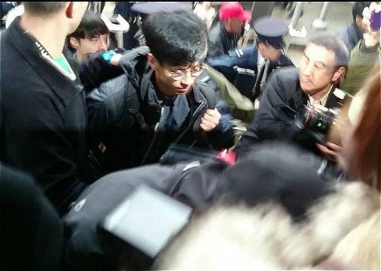 �W����Ւ��s���u�|��ç,�O����d����˒��ْړ���