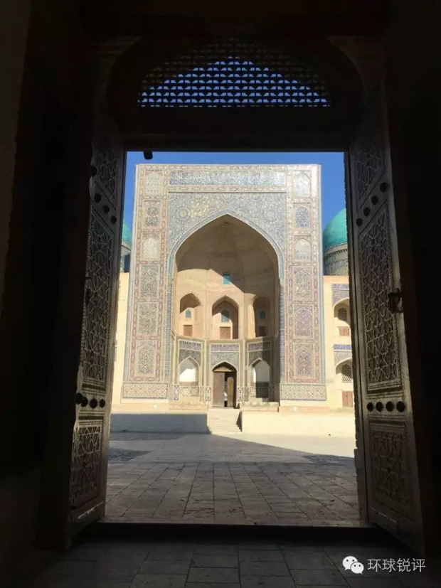 �ʕ[�q�I���D