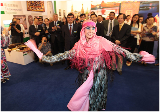 �ړ�,�����z�t�����s���W