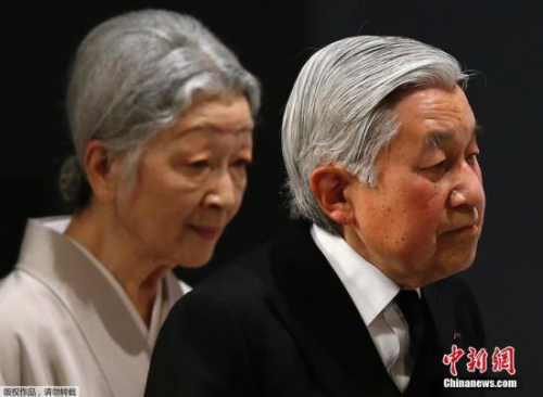 ���ťʐ�饻�����ҥ]