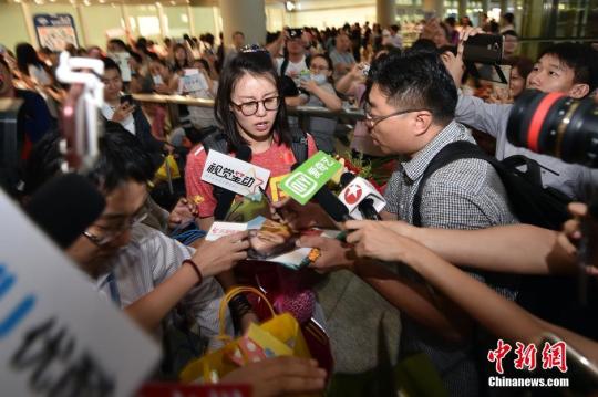 �q�����s��,�p�K�O�����A������n�䧽��