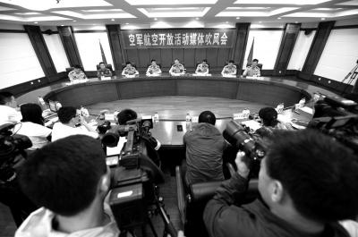 �d�C�}�I��C�y�|�}���y�a�ȼp�~�k�i�