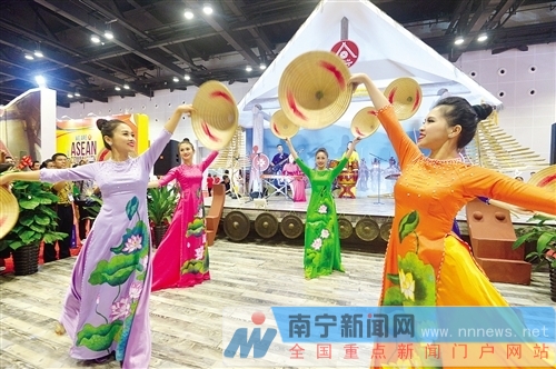 �Fè�|�L�y�Ҥ��ϡ��i�[���D�}���ݒ��M�{�m�F�T��