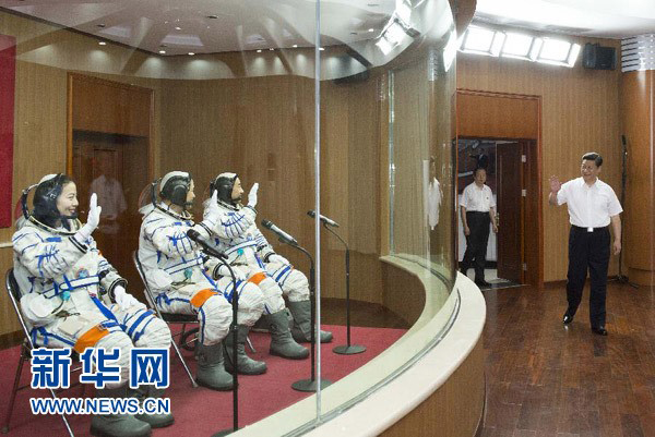 2013�e6��11��,���椤������~�ߤ����C�e�h�u��ä���h�u������������ޱ�B�|���٤��������z���������,�n�±N�|���Y�����z�j�����߱i�ߕd�ߕ_�w�����o�� �s�a�_�~�k ���\�� ��