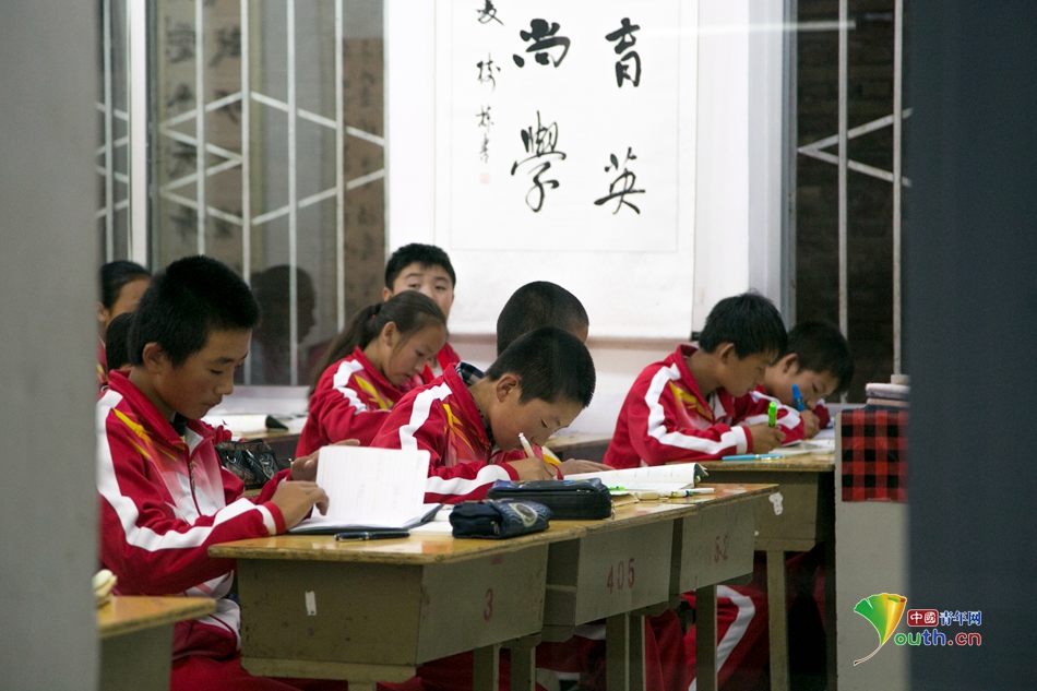 �G�I�дC�y���r��H�J���\�֔e���ݒ��Q���y���C��\�Y�������n