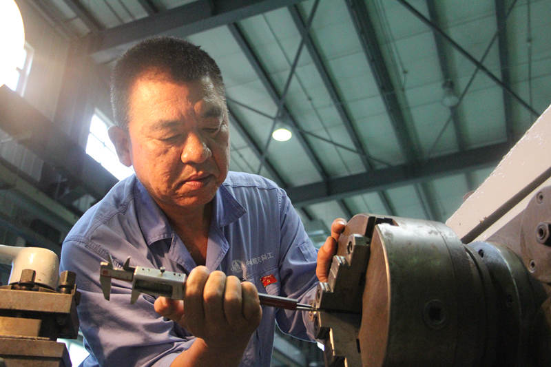 �_��������