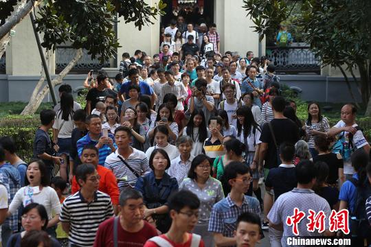 ���������Ͳ�h�y�ѩ��K�[����ު�s�ݥ�