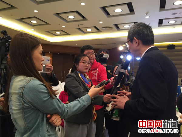 2016eèVWB,äI~k̿()|j