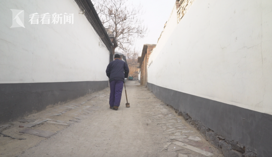 �j�Y�̕s�I��