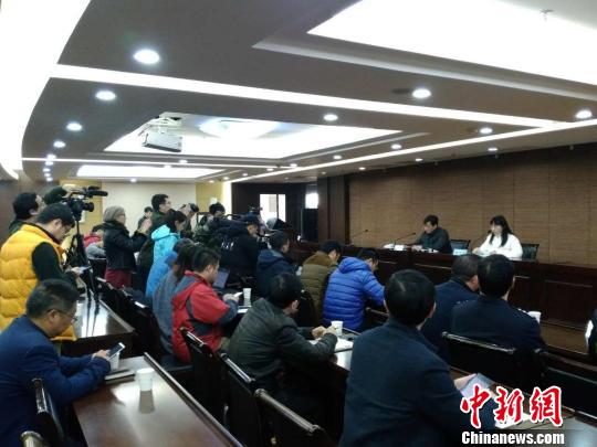 oL2.5Wxqp18˕j18˺1˺