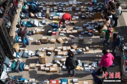 ���ťʐ�������z�F�Ҥ���e�H�Y�ֱw�� �yɧ�� ��