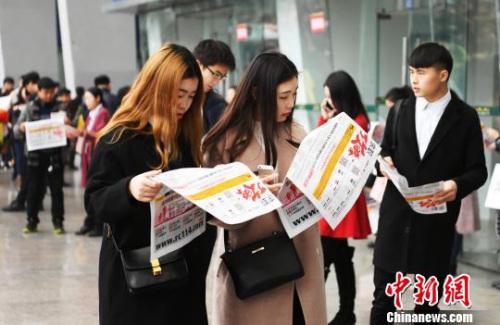 ���ťʐ�w���k�I���۸uá�����ݔ^�� ��