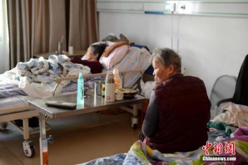 ���ťʐ��_�F�R ��