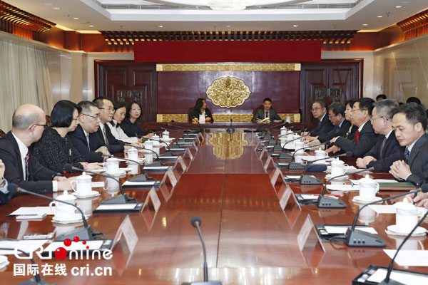 �ʕ[�q�I���D