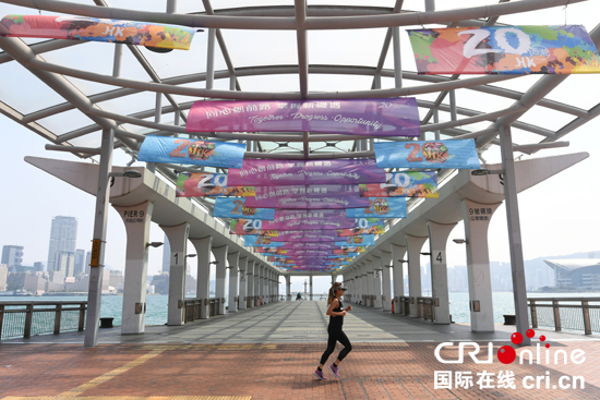 �ʕ[�q�I���D